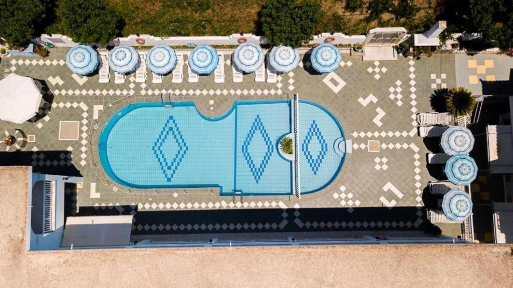 Anna's & Aparthotel Zakynthos