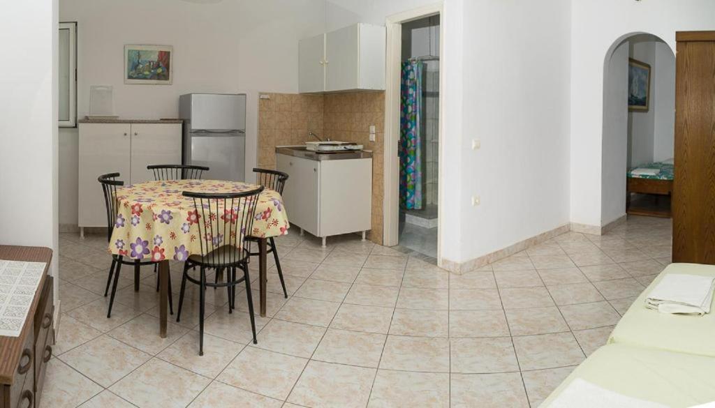 Anna's & Aparthotel